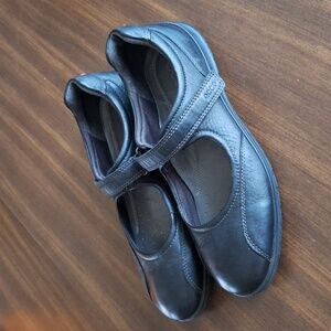 Ecco Leather Mary Jane Comfort Shoes